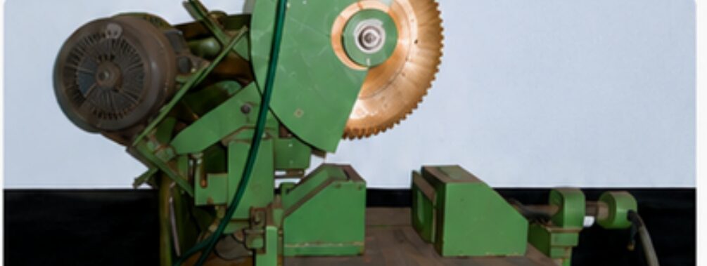 Billet cutting machine at Govind Metals