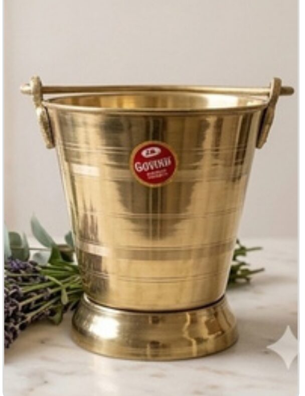 Brass ice bucket, Govind Metals brand